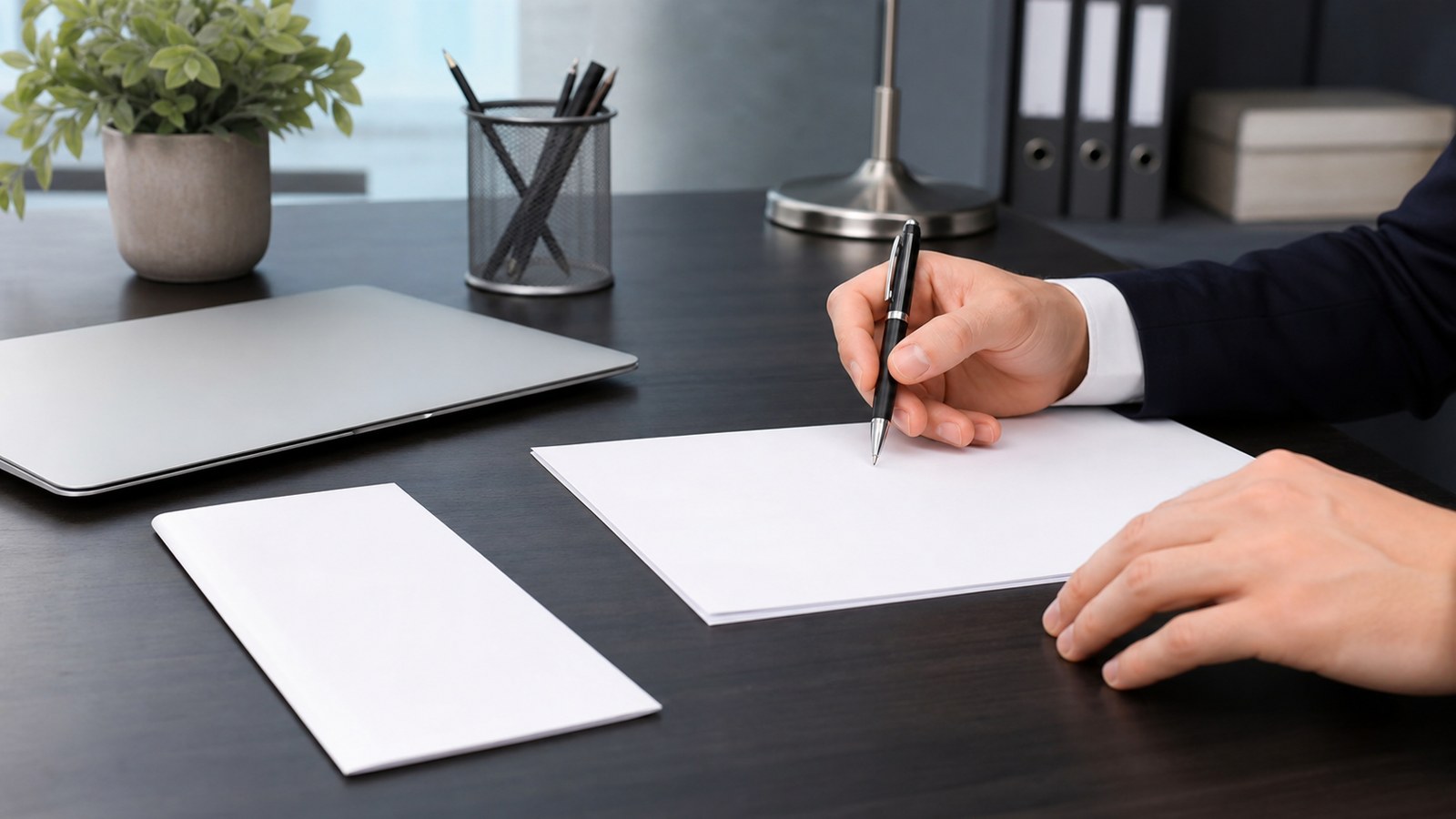 Editorial image for How to Write a Professional Business Letter